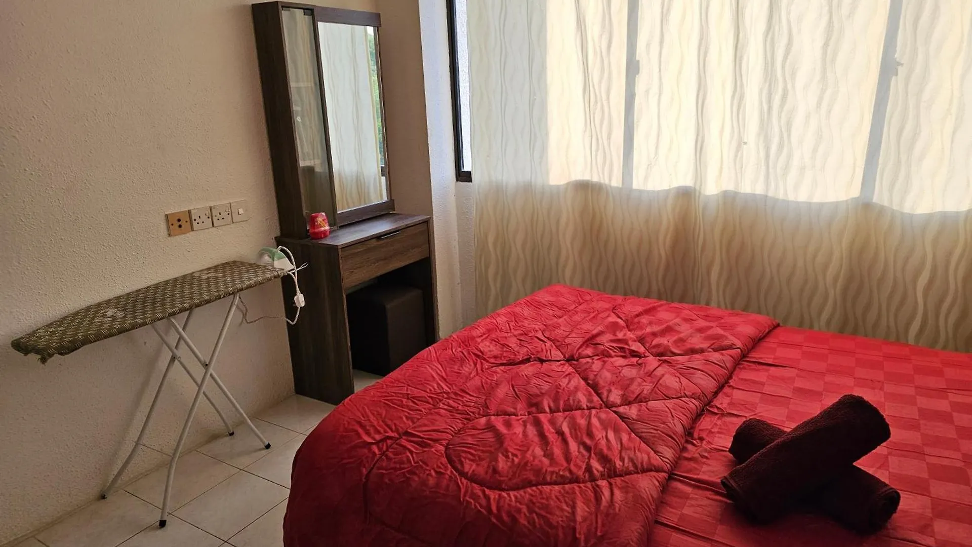 Bintara Guesthouse Sri Sayang Batu Feringgi Apartment